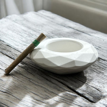 Concrete Ash Tray, 10.5W x 3H cm (260g)