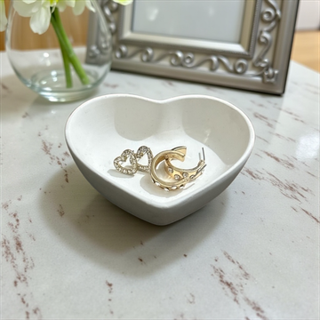 Concrete Heart Trinket Dish, 8x7x2 cm (190g)