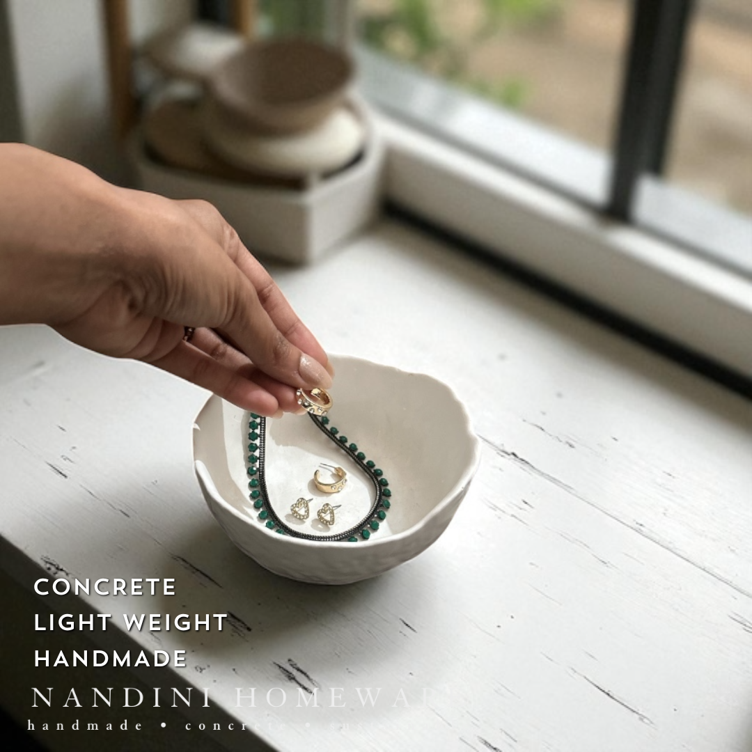 Concrete Egg Shell Trinket Bowl, 13x13x7 cm (190g)