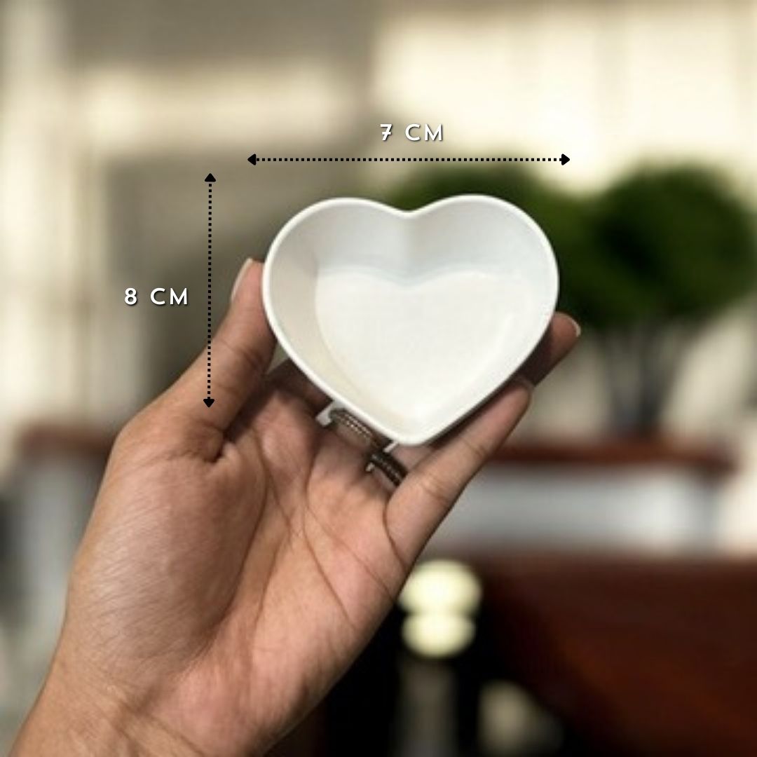 Concrete Heart Trinket Dish, 8W x 7L x 2H cm (190g)