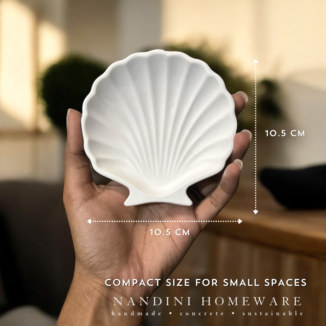 Concrete Shell Trinket Dish, 10.5x10.5x2 cm (50g)
