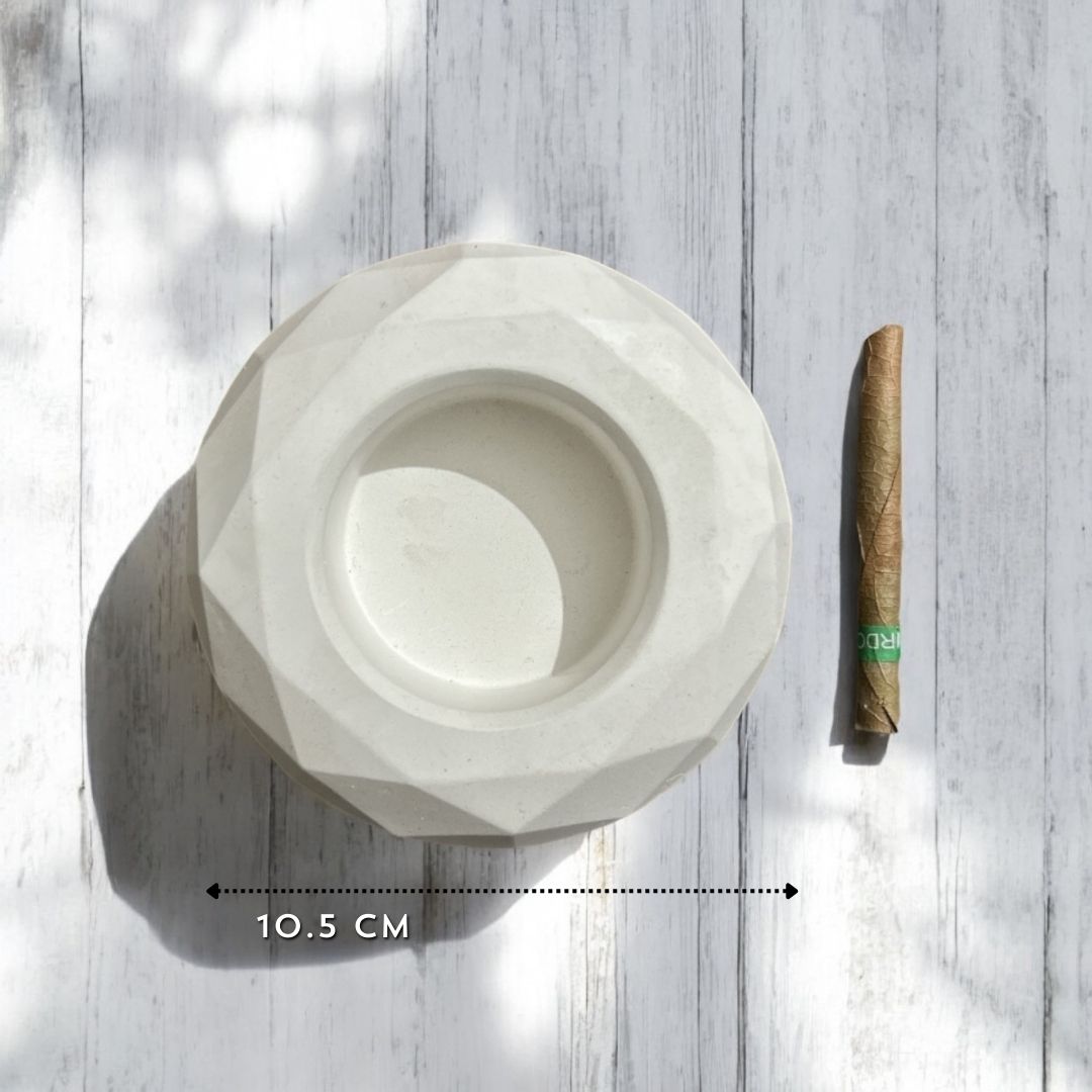 Concrete Ash Tray, 10.5W x 3H cm (260g)