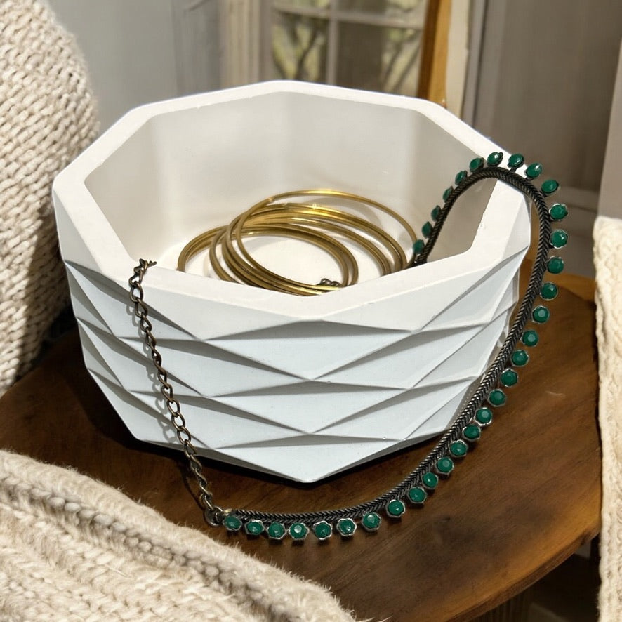 Concrete Criss-Cross Trinket Bowl, 14.5W x 6H cm (190g)
