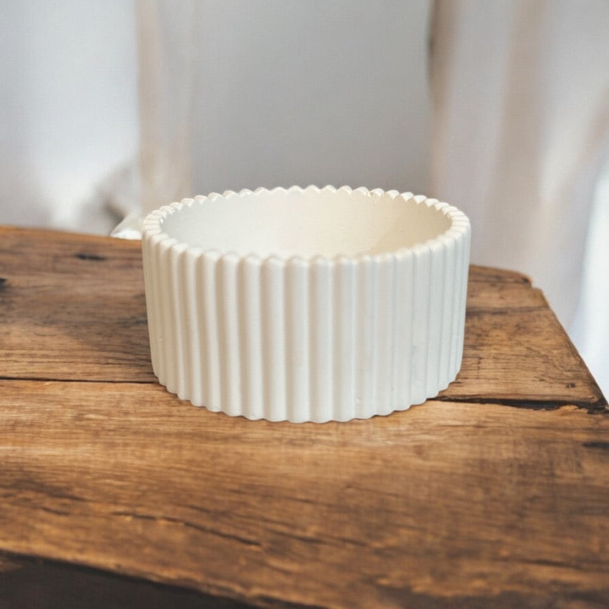 Concrete Ribbed Dish, 8W x 3.5H cm (50g)