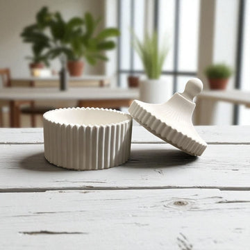 Round Top Trinket Jar, 8x8x9 cm (559g)